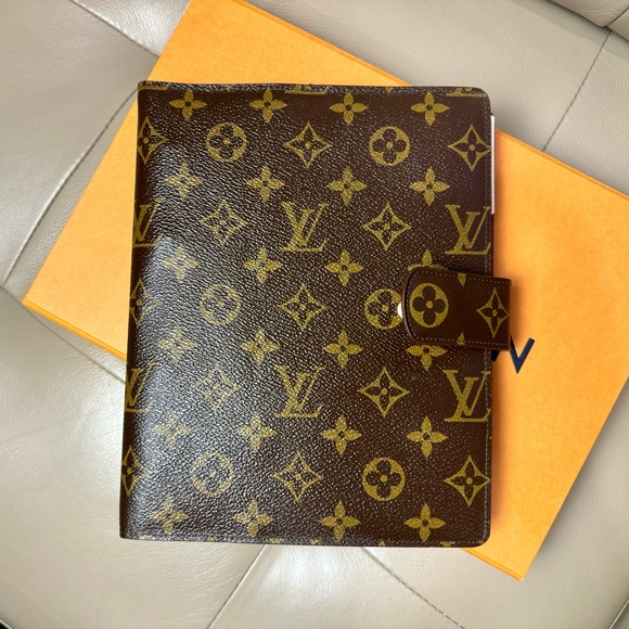 Louis Vuitton Accessories - Sold x x x Louis Vuitton Large Ring Agenda cover Vintage monogram